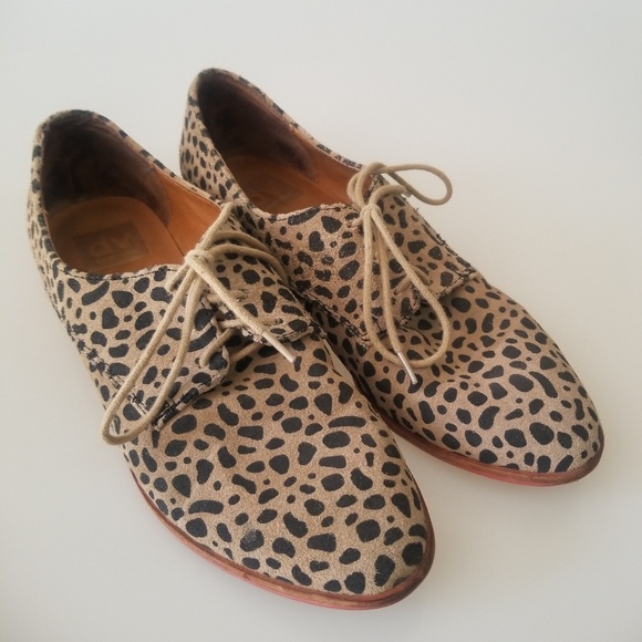 dolce vita leopard oxfords